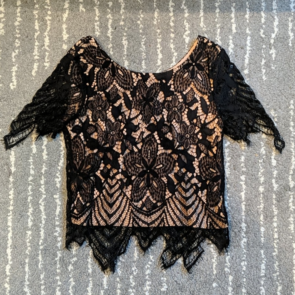 • express • crop lace top
